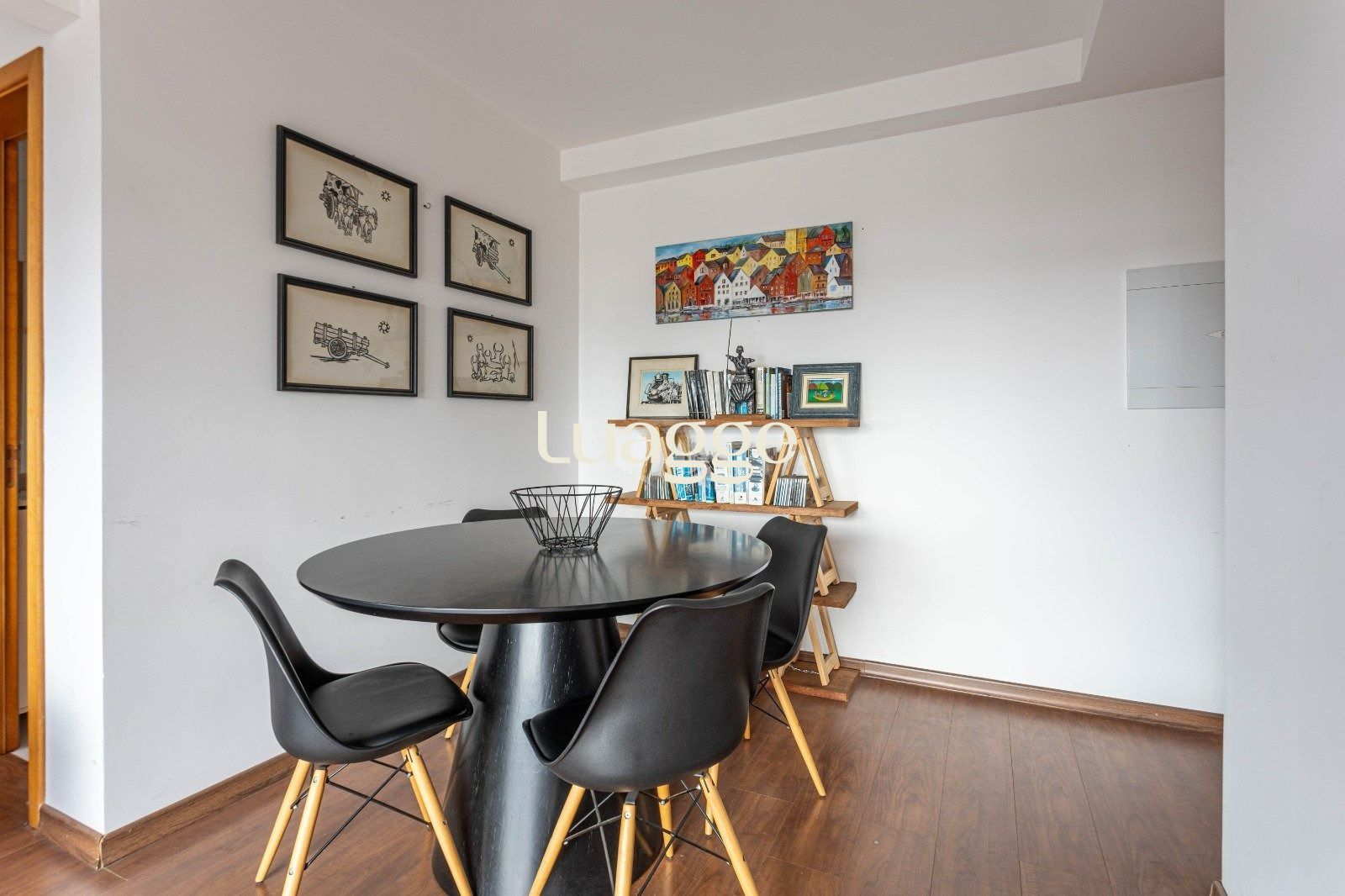 Apartamento à venda com 2 quartos, 61m² - Foto 4