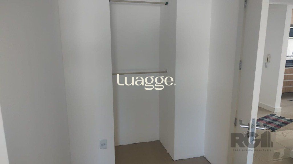 Apartamento à venda com 2 quartos, 70m² - Foto 32