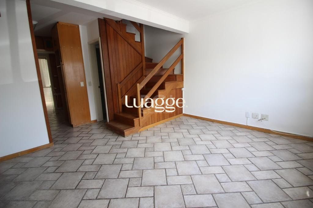 Casa à venda com 2 quartos, 81m² - Foto 11