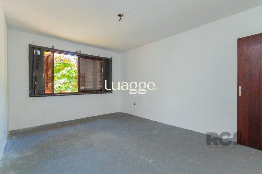 Casa à venda com 4 quartos, 266m² - Foto 27