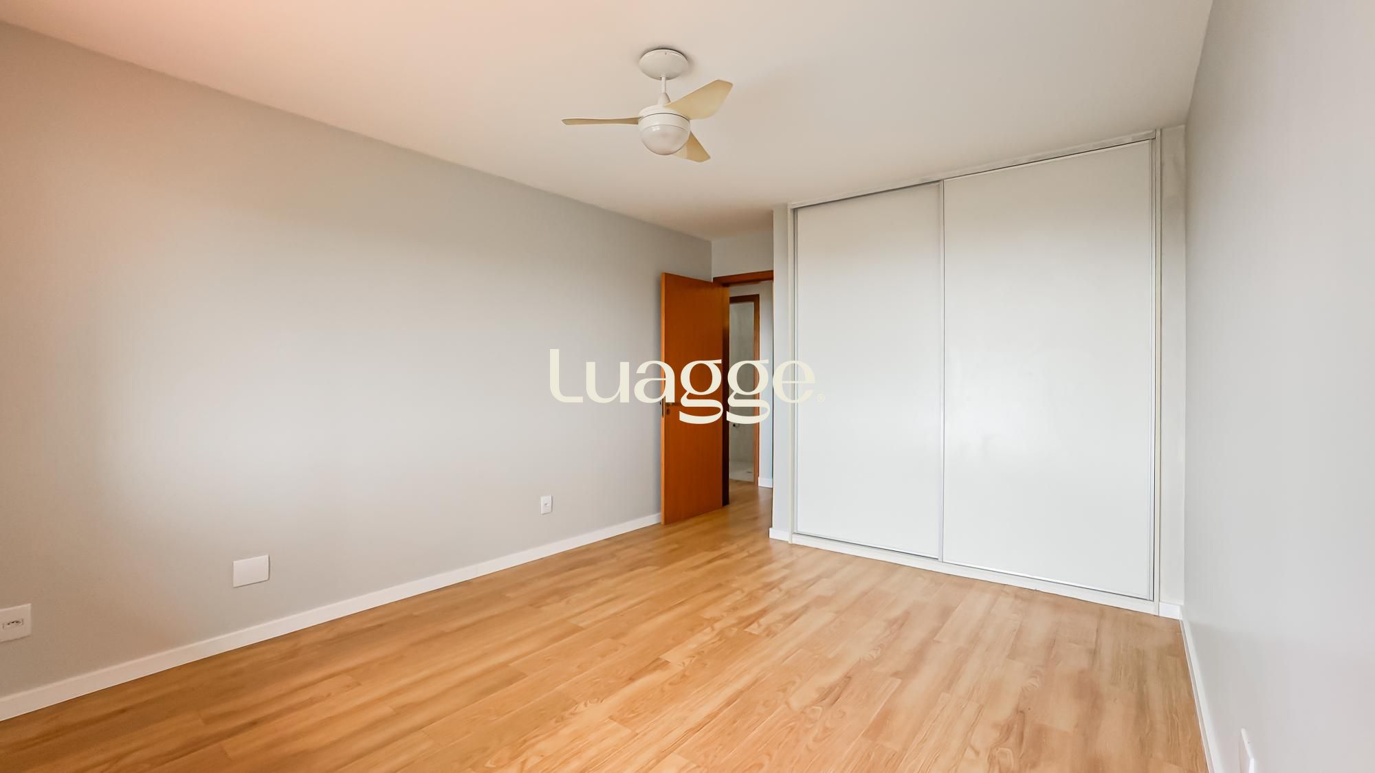 Casa à venda com 3 quartos, 208m² - Foto 11