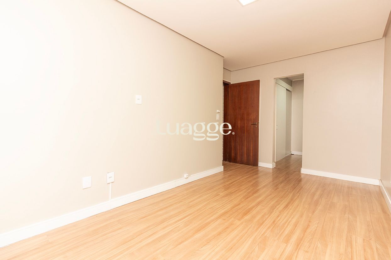 Apartamento à venda com 2 quartos, 90m² - Foto 13