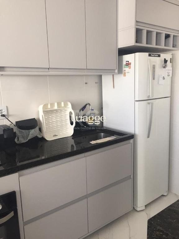 Apartamento à venda com 2 quartos, 61m² - Foto 4