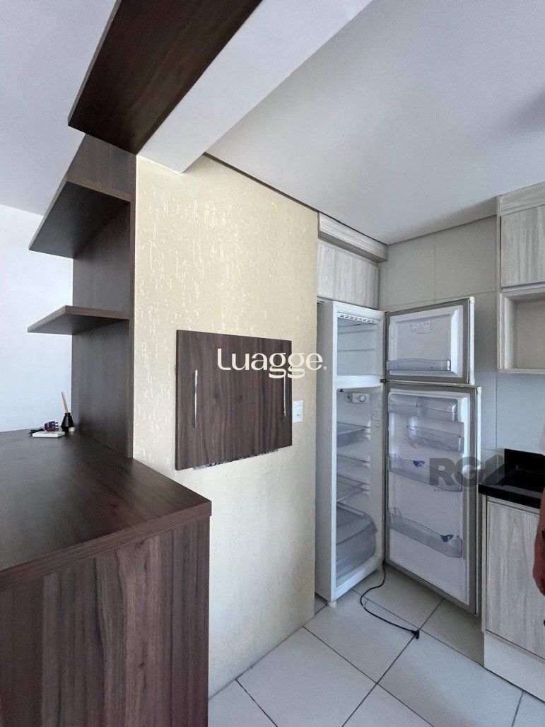 Apartamento à venda com 2 quartos, 67m² - Foto 27