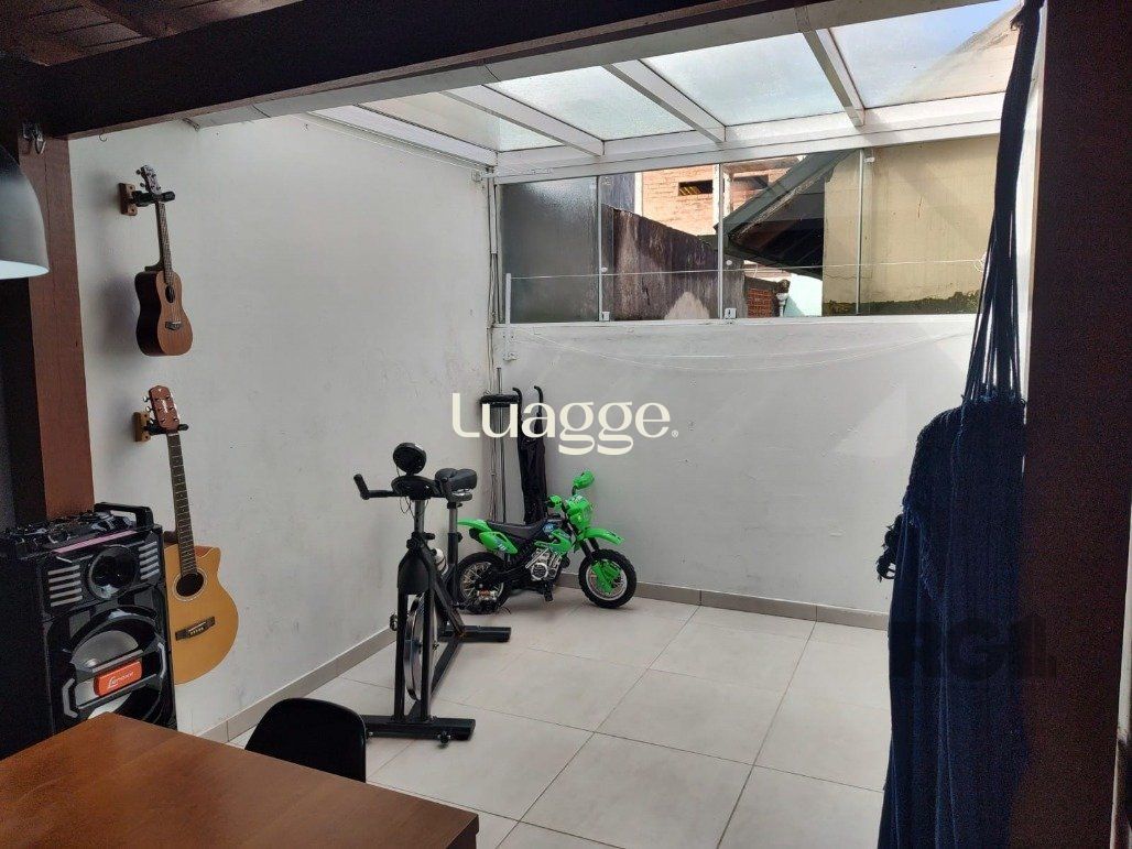 Apartamento à venda com 2 quartos, 77m² - Foto 20