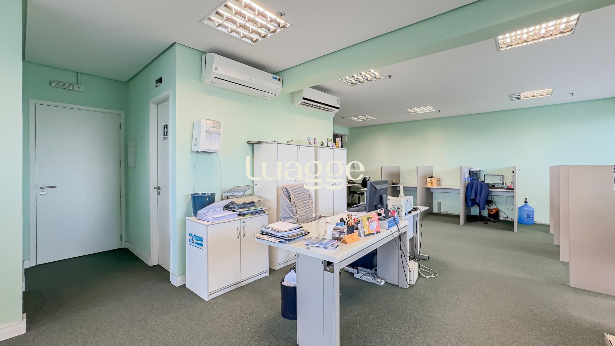 Conjunto Comercial-Sala à venda com 4 quartos, 160m² - Foto 25