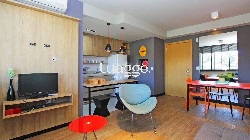 Apartamento à venda com 2 quartos, 64m² - Foto 1