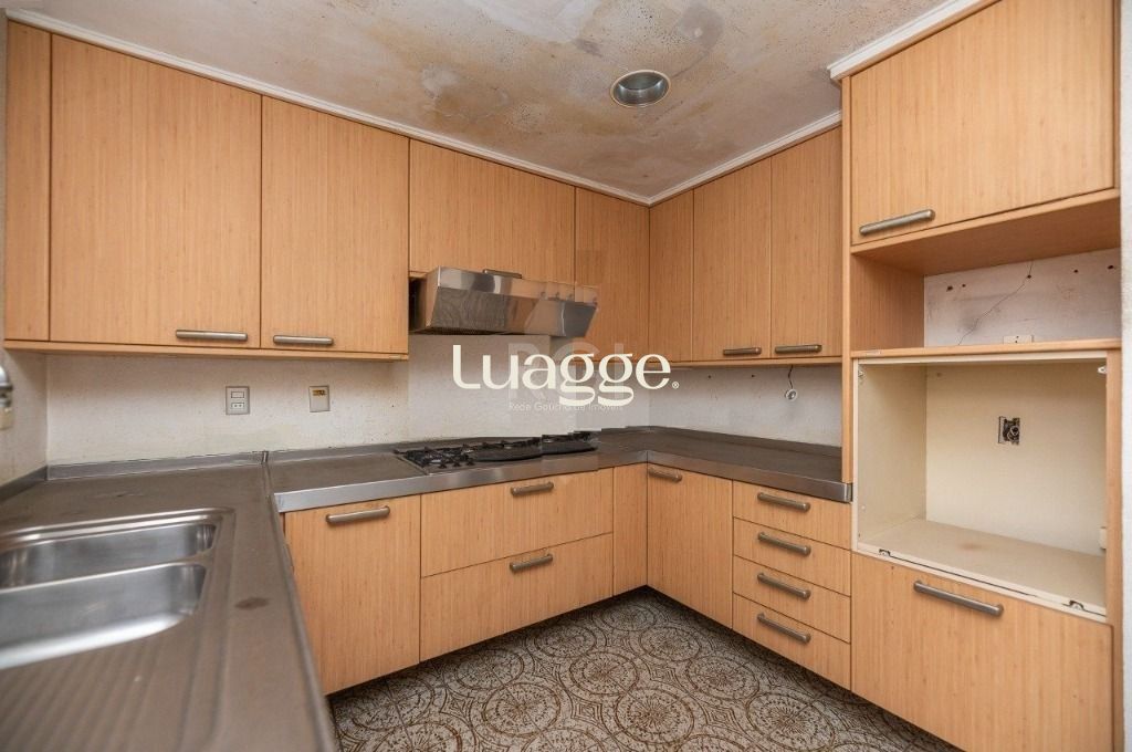 Casa à venda com 4 quartos, 388m² - Foto 7
