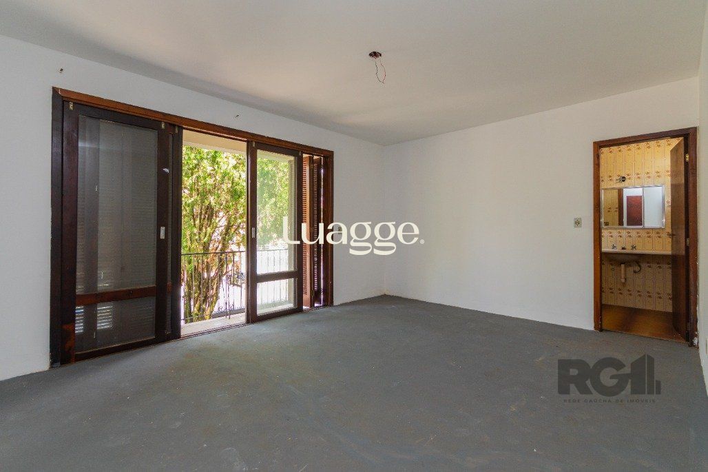 Casa à venda com 4 quartos, 266m² - Foto 16
