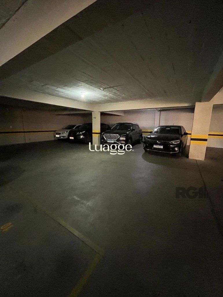 Apartamento à venda com 2 quartos, 67m² - Foto 29