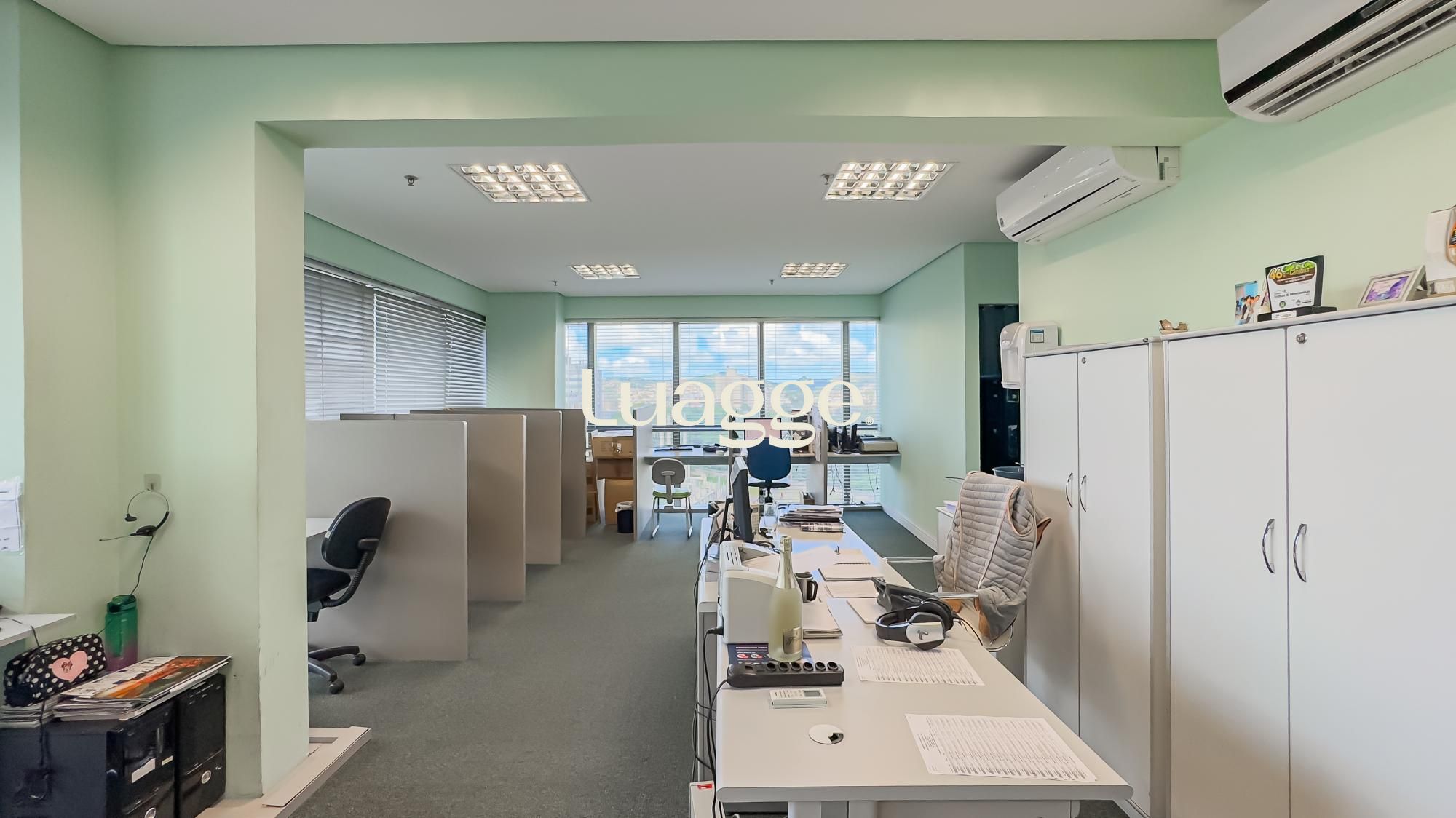 Conjunto Comercial-Sala à venda com 4 quartos, 160m² - Foto 23