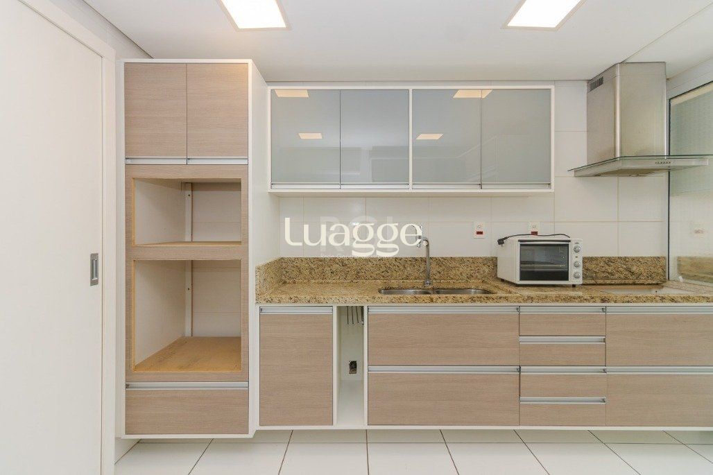 Apartamento à venda com 3 quartos, 110m² - Foto 19