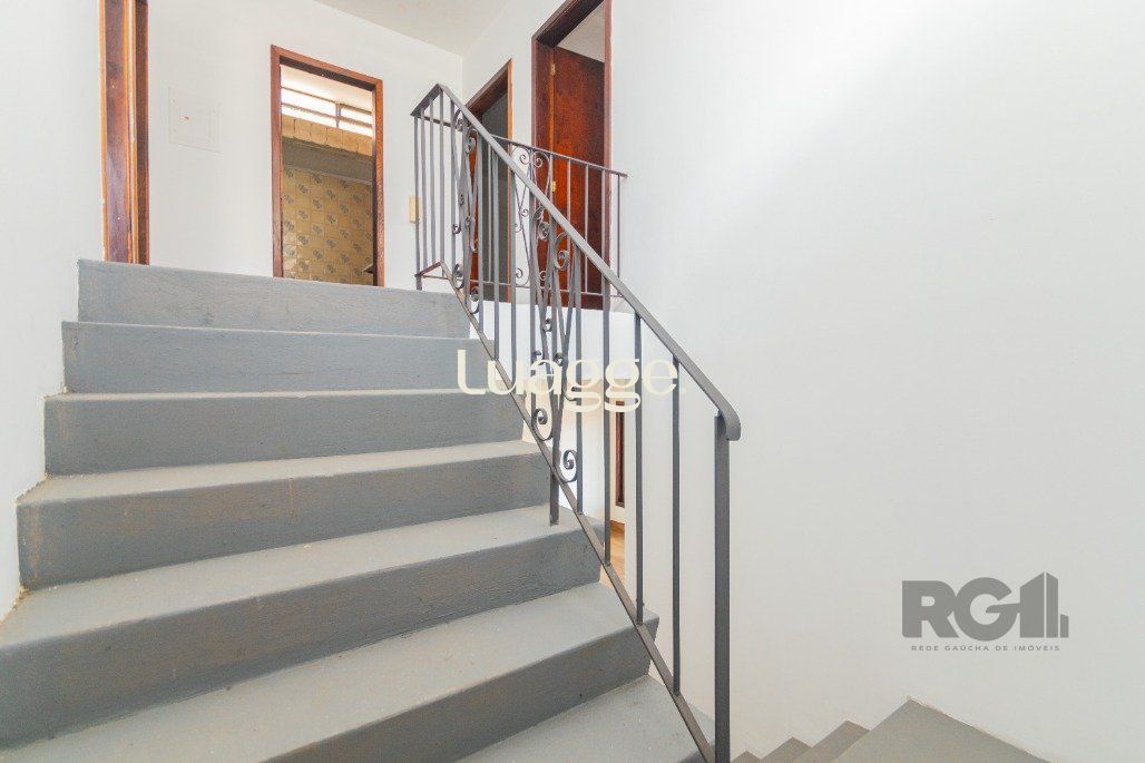 Casa à venda com 4 quartos, 266m² - Foto 15