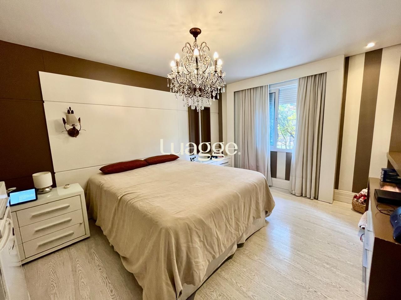 Casa de Condomínio à venda com 4 quartos, 445m² - Foto 22