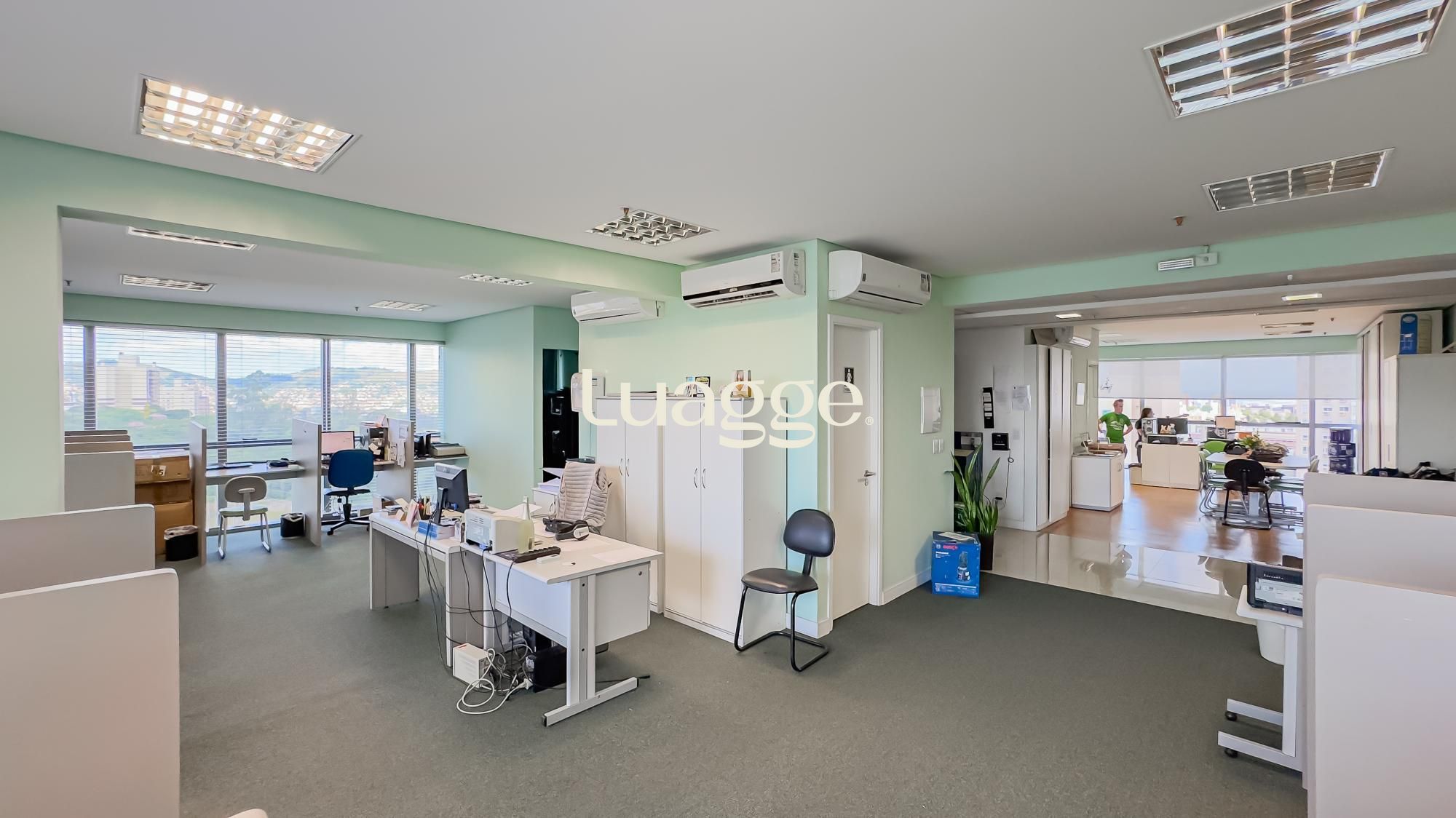 Conjunto Comercial-Sala à venda com 4 quartos, 160m² - Foto 22