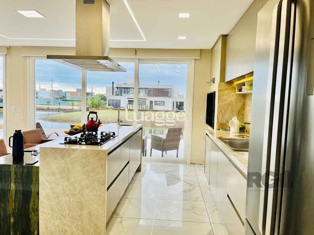 Casa de Condomínio à venda com 4 quartos, 352m² - Foto 24