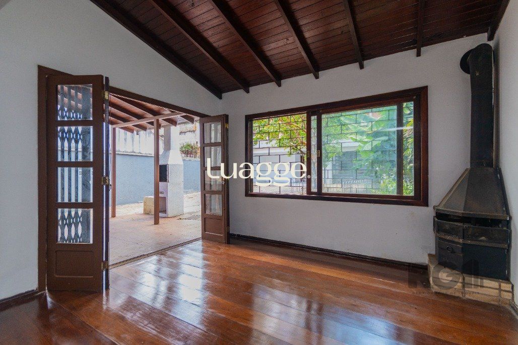 Casa à venda com 4 quartos, 266m² - Foto 10