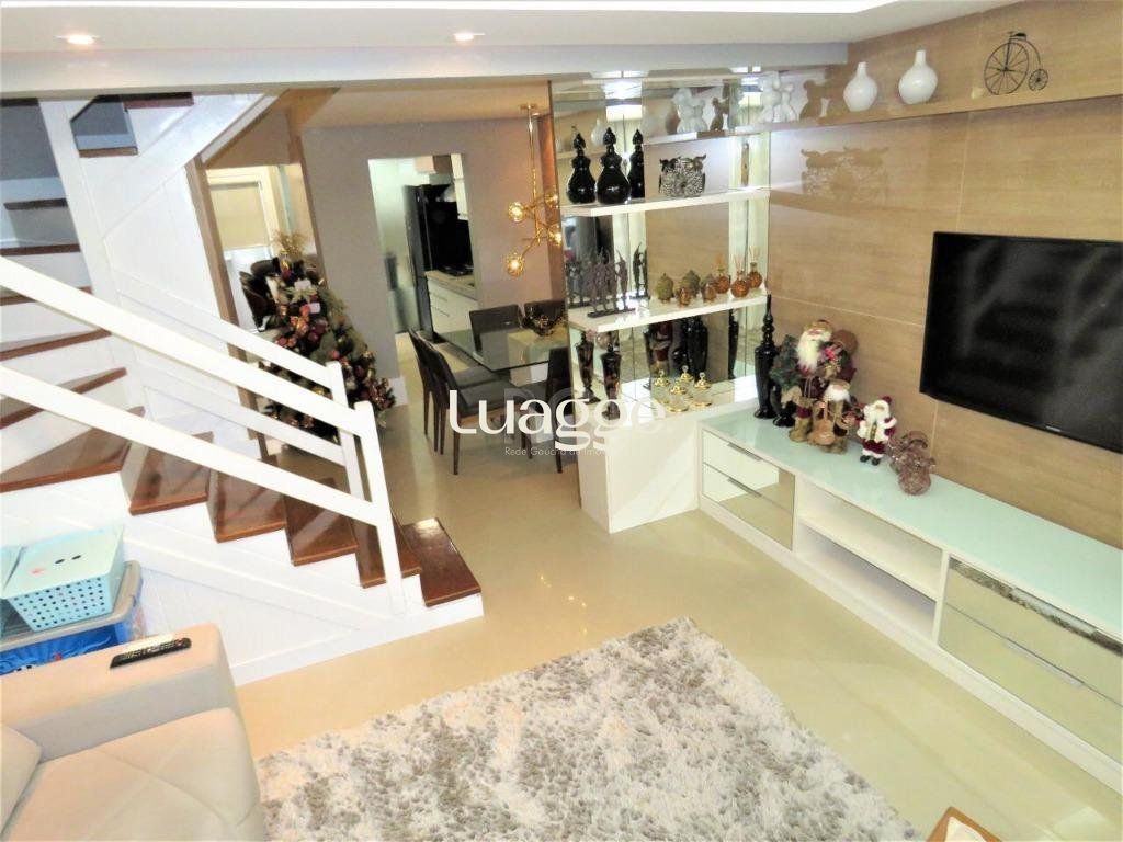Casa à venda com 2 quartos, 79m² - Foto 2