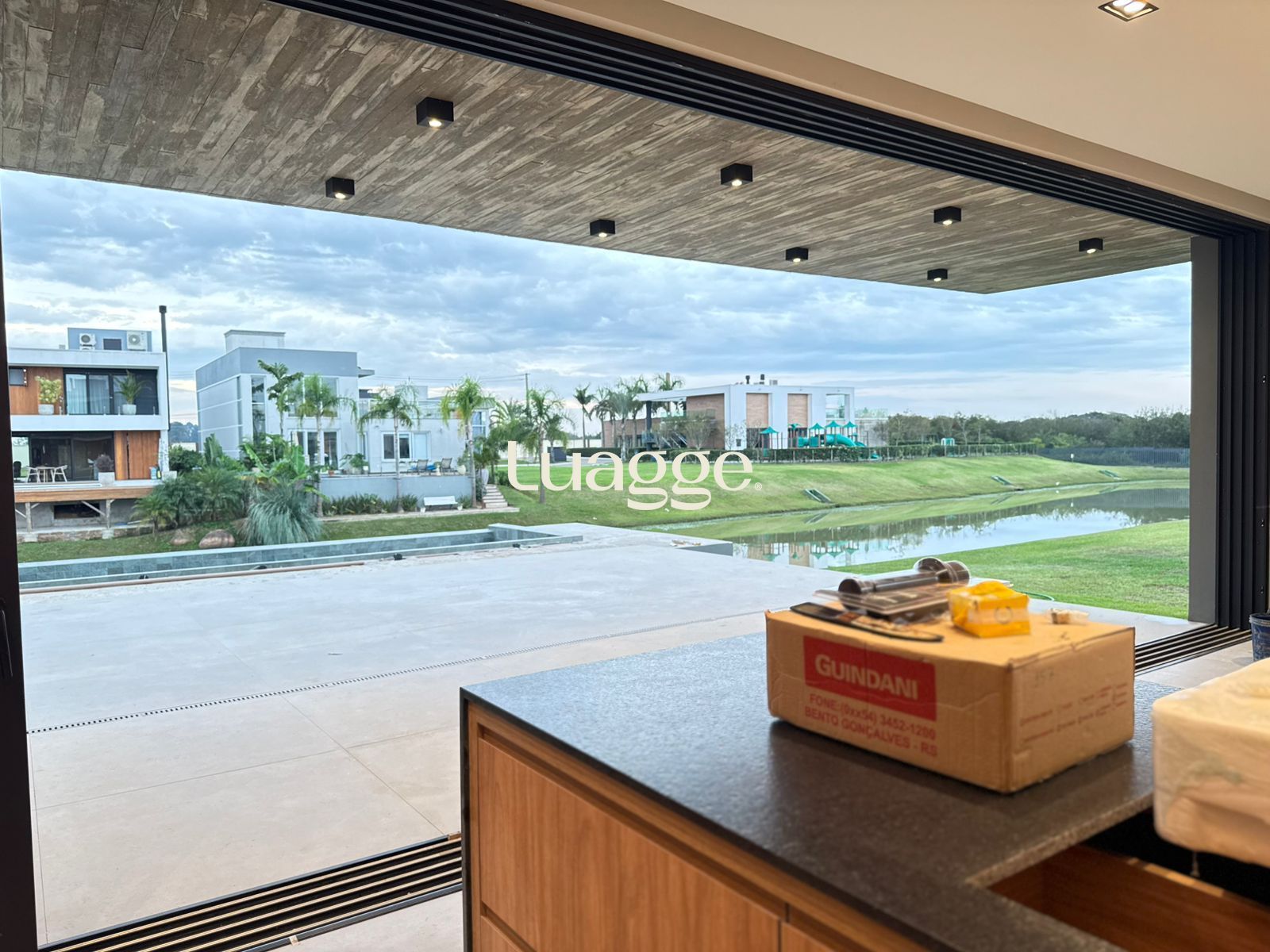 Casa de Condomínio à venda com 4 quartos, 309m² - Foto 15