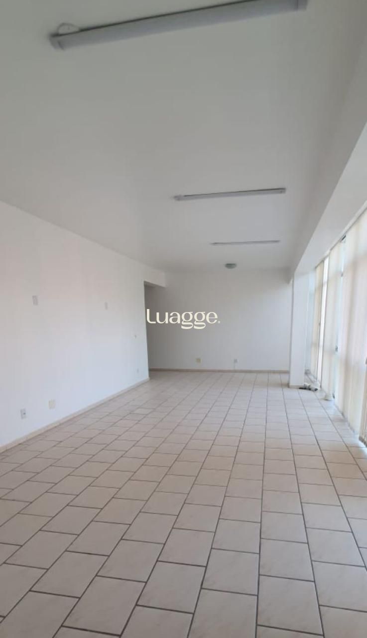 Conjunto Comercial-Sala à venda com 1 quarto, 56m² - Foto 3