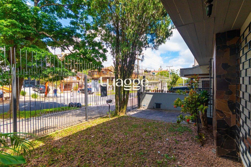 Casa à venda com 4 quartos, 266m² - Foto 41