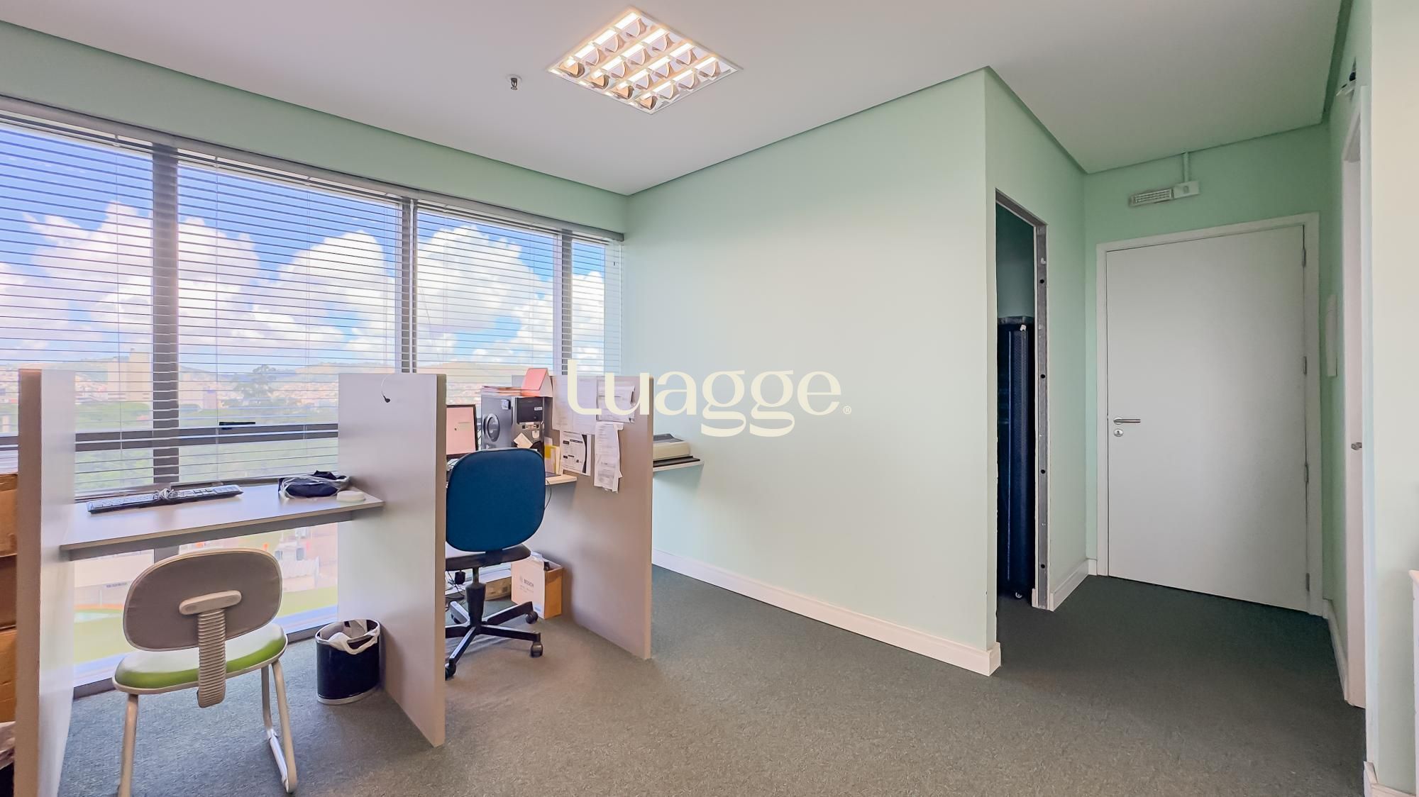 Conjunto Comercial-Sala à venda com 4 quartos, 160m² - Foto 24