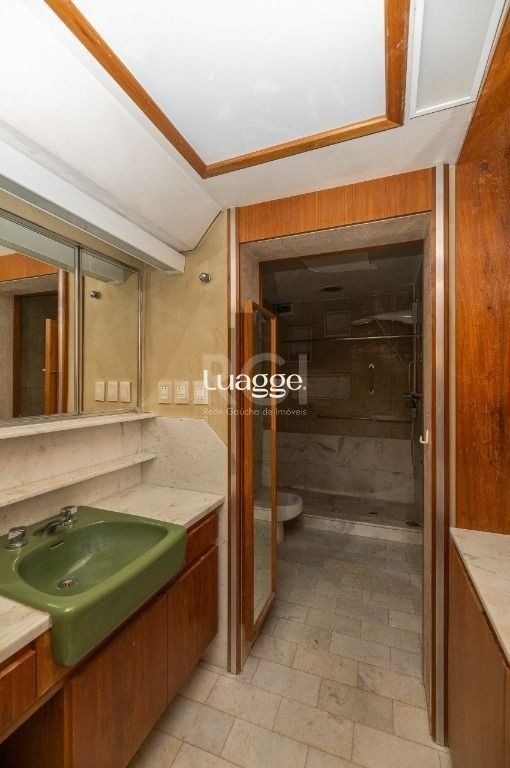 Casa à venda com 4 quartos, 388m² - Foto 18