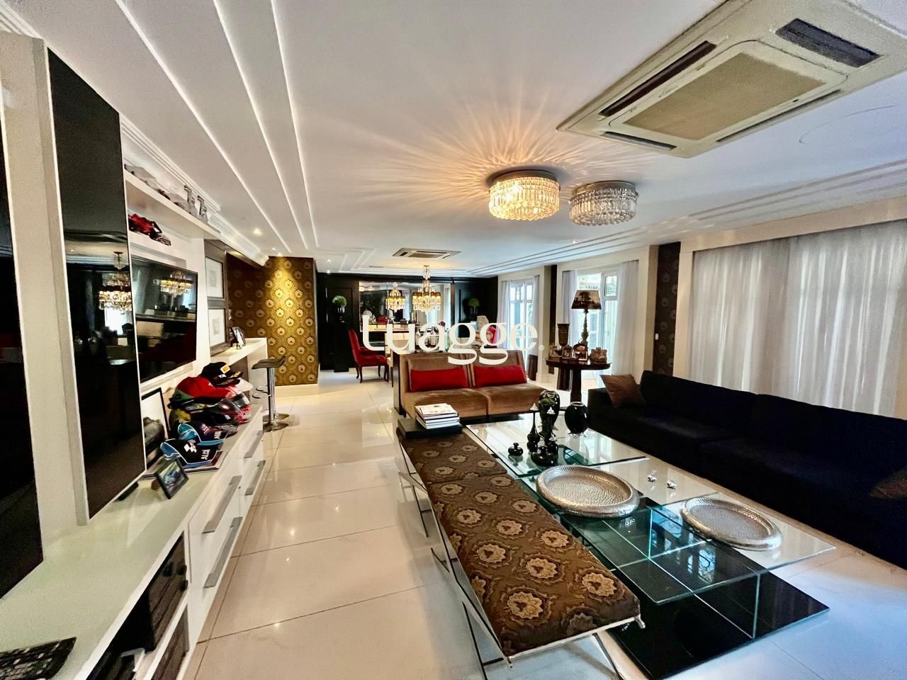 Casa de Condomínio à venda com 4 quartos, 445m² - Foto 3