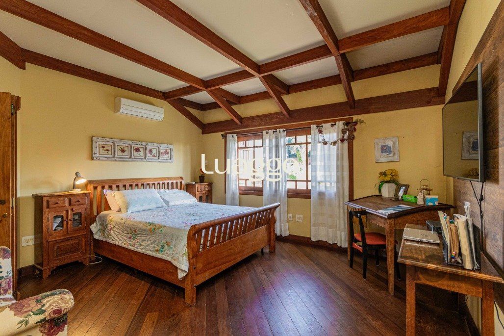 Casa de Condomínio à venda com 4 quartos, 342m² - Foto 33