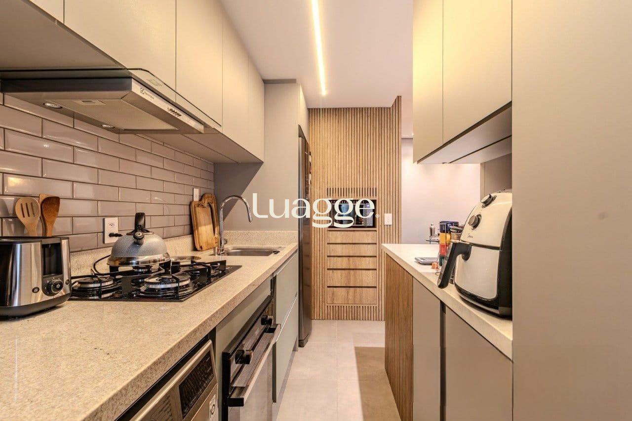 Apartamento à venda com 2 quartos, 55m² - Foto 11
