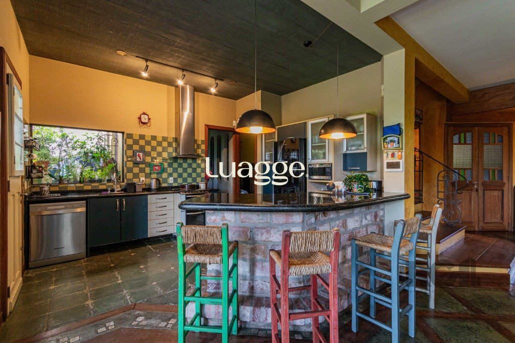Casa de Condomínio à venda com 4 quartos, 342m² - Foto 17
