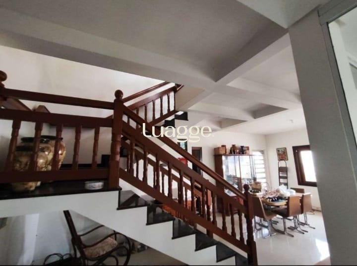 Casa à venda com 5 quartos, 361m² - Foto 8