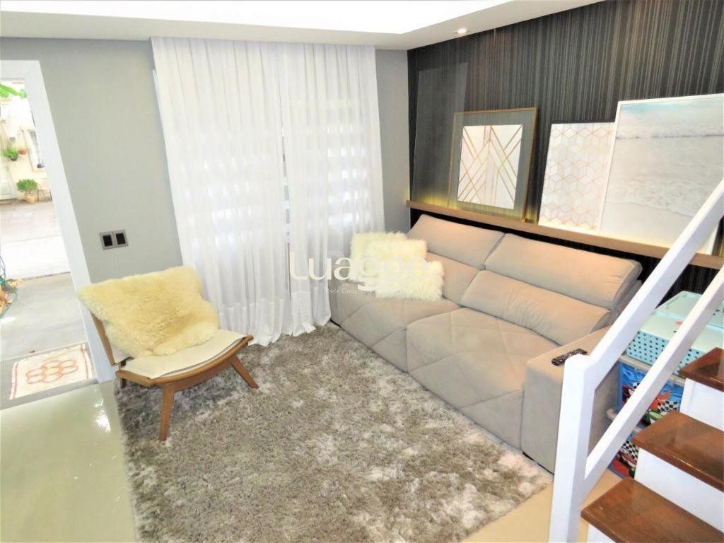 Casa à venda com 2 quartos, 79m² - Foto 3