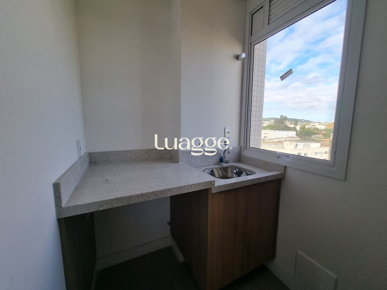 Apartamento à venda com 2 quartos, 68m² - Foto 6