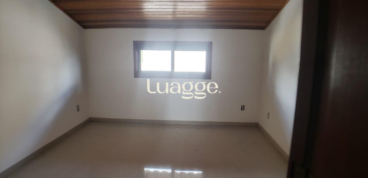 Casa à venda com 3 quartos, 88m² - Foto 12