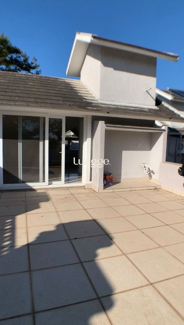 Casa de Condomínio à venda com 3 quartos, 345m² - Foto 14