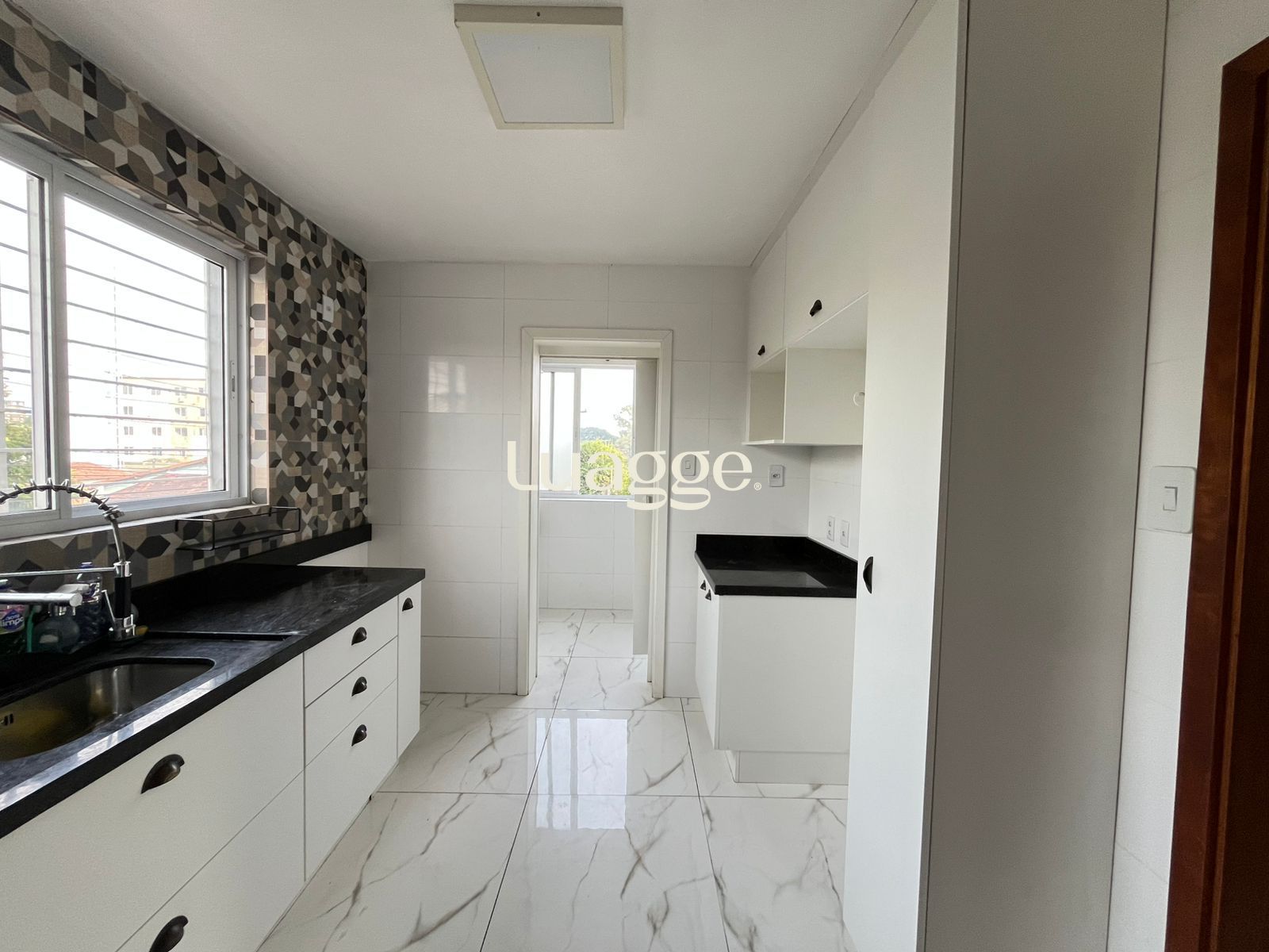 Apartamento à venda com 3 quartos, 86m² - Foto 10