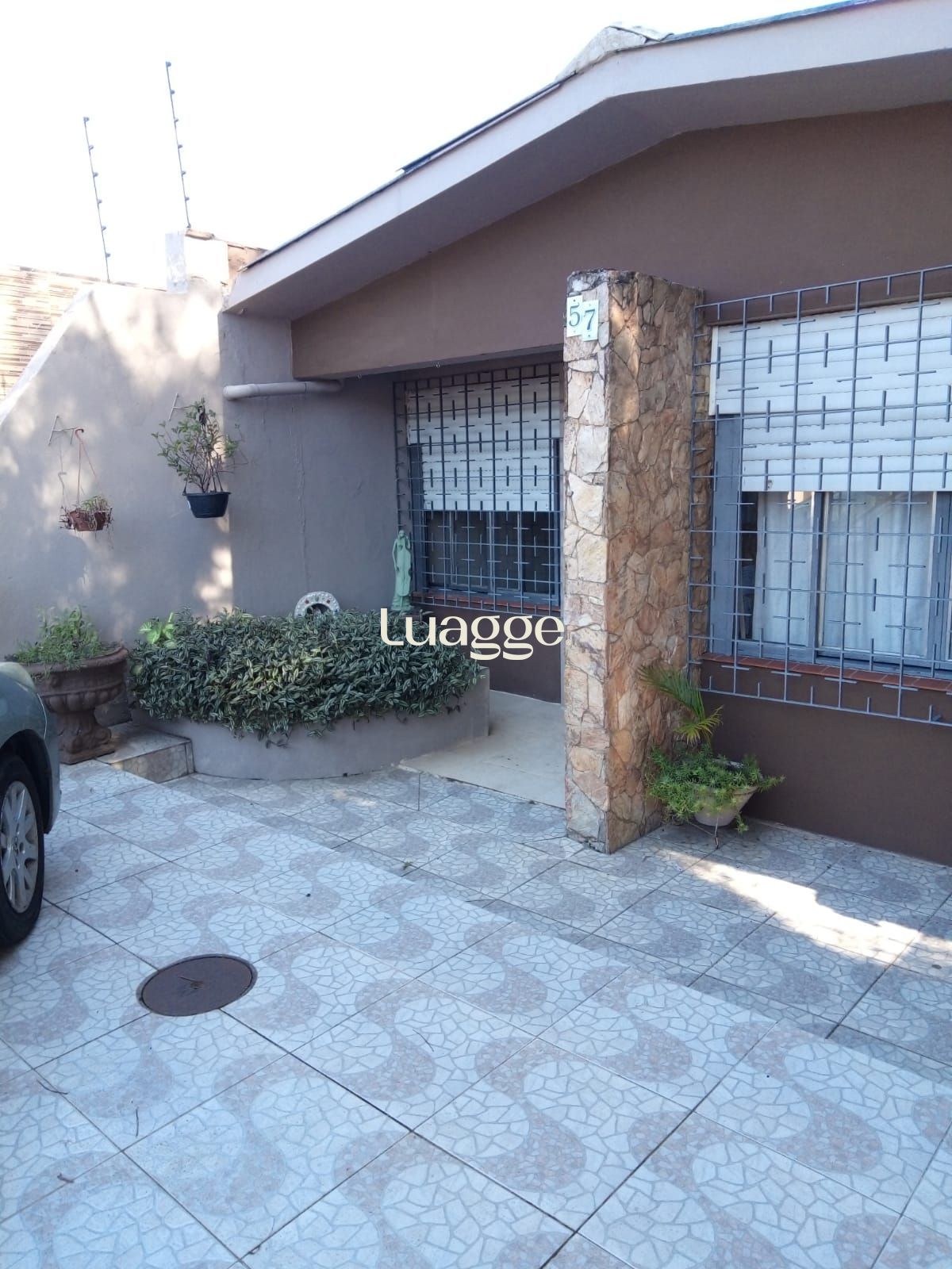 Casa à venda com 5 quartos, 142m² - Foto 1