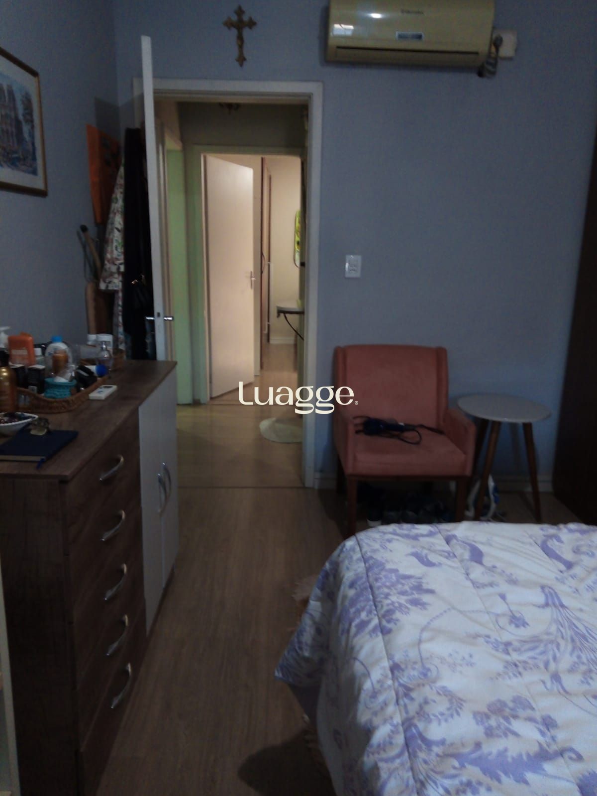 Casa à venda com 5 quartos, 142m² - Foto 9