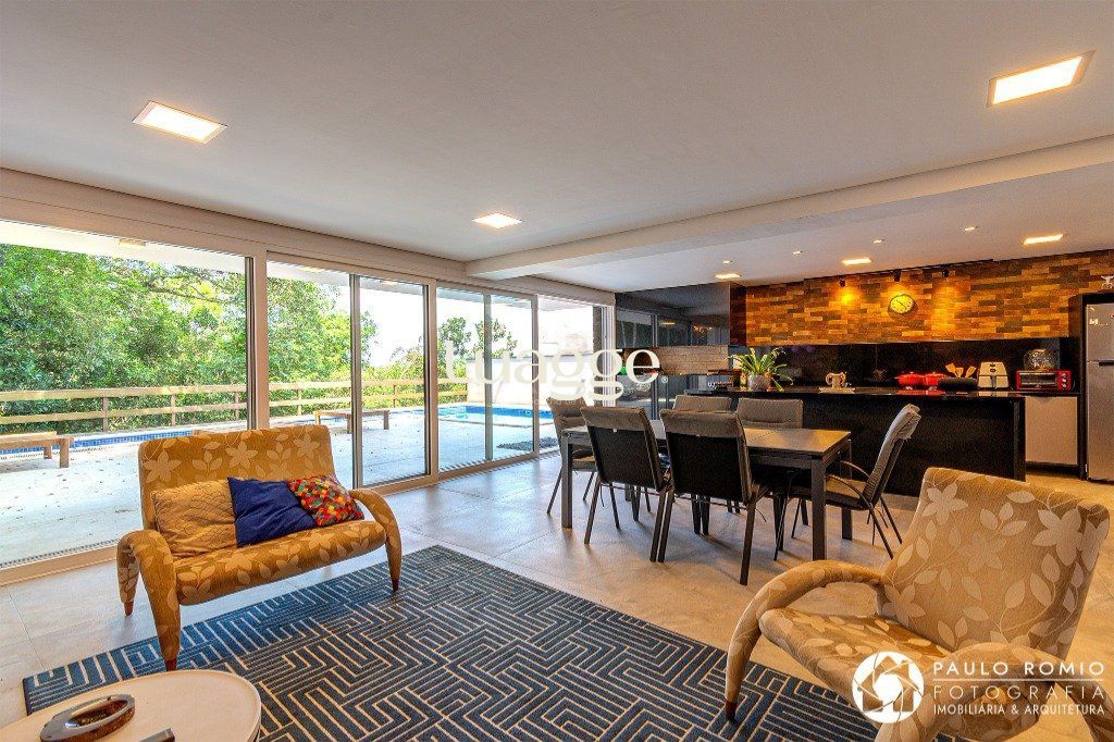 Casa de Condomínio à venda com 3 quartos, 384m² - Foto 23