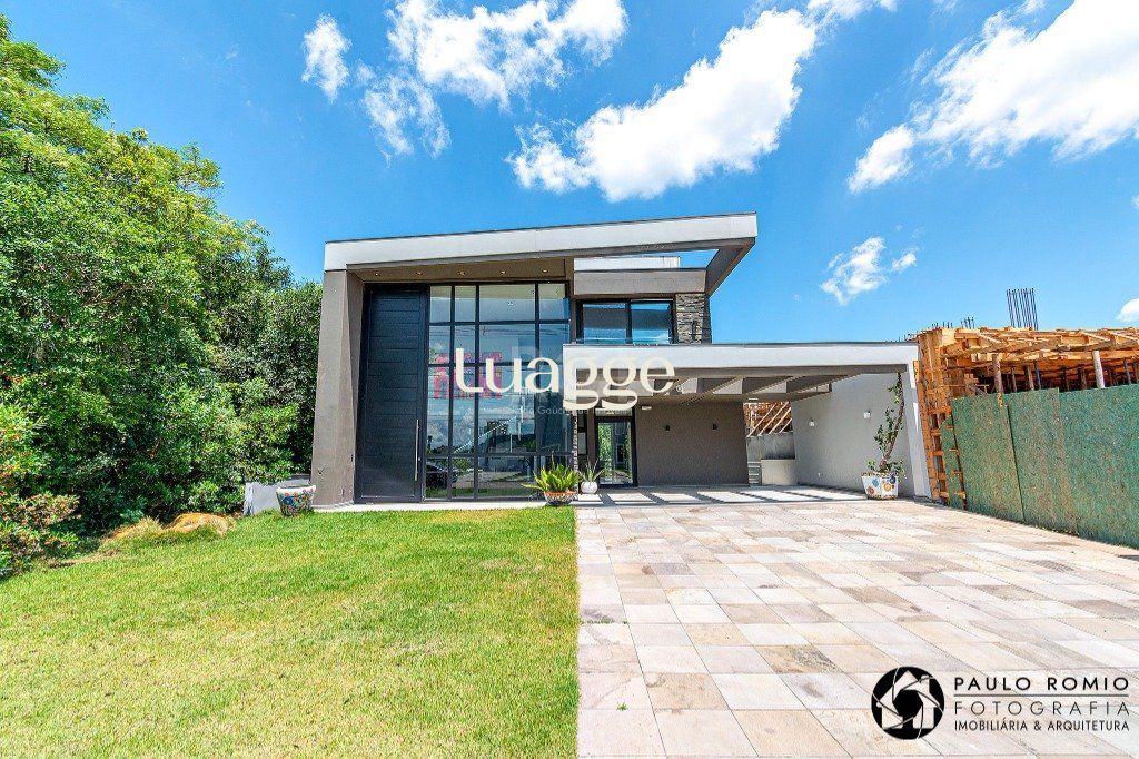 Casa de Condomínio à venda com 3 quartos, 384m² - Foto 2
