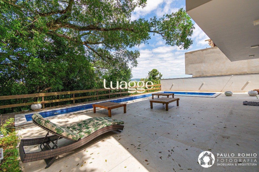 Casa de Condomínio à venda com 3 quartos, 384m² - Foto 27