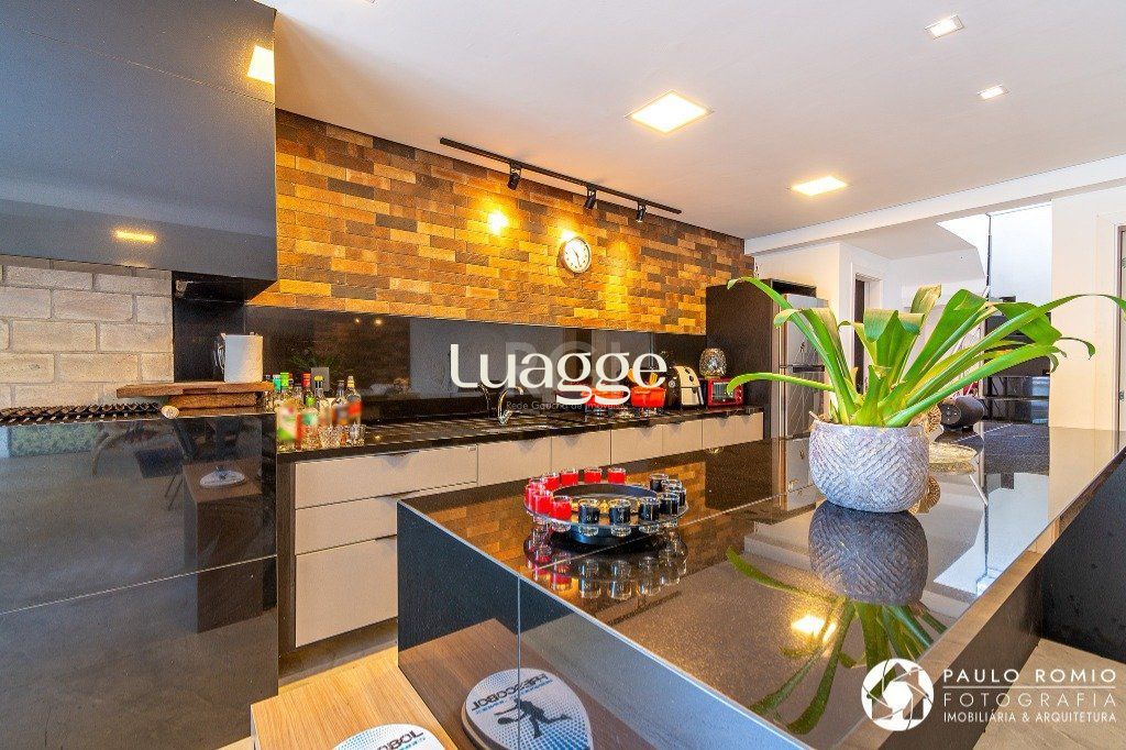 Casa de Condomínio à venda com 3 quartos, 384m² - Foto 19