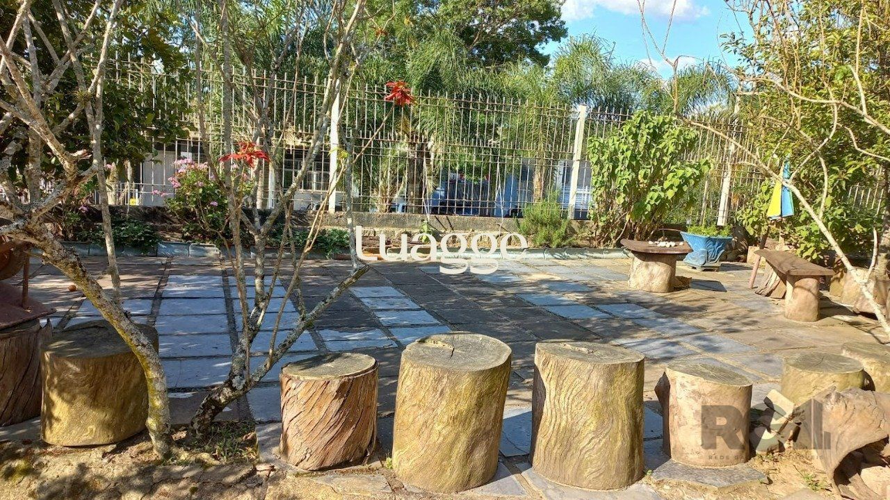Casa à venda com 4 quartos, 335m² - Foto 11