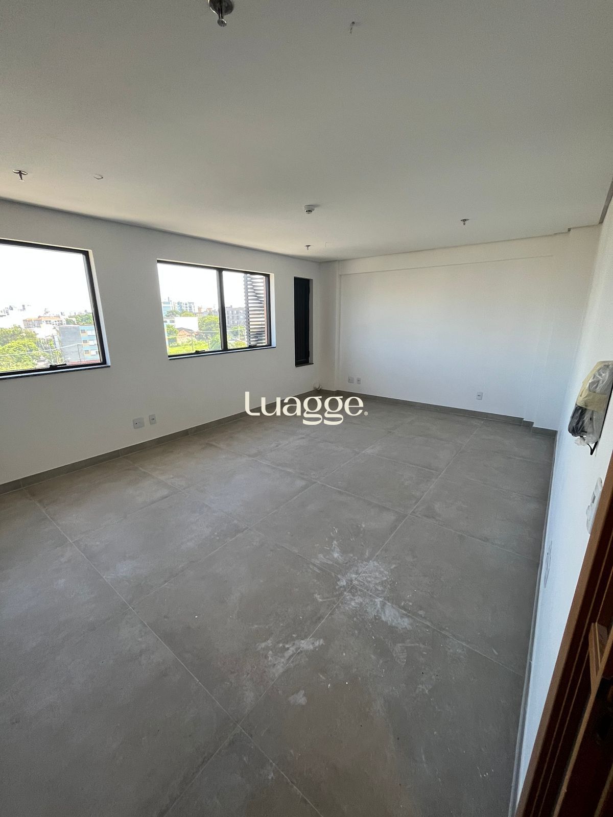 Conjunto Comercial-Sala à venda com 1 quarto, 31m² - Foto 9
