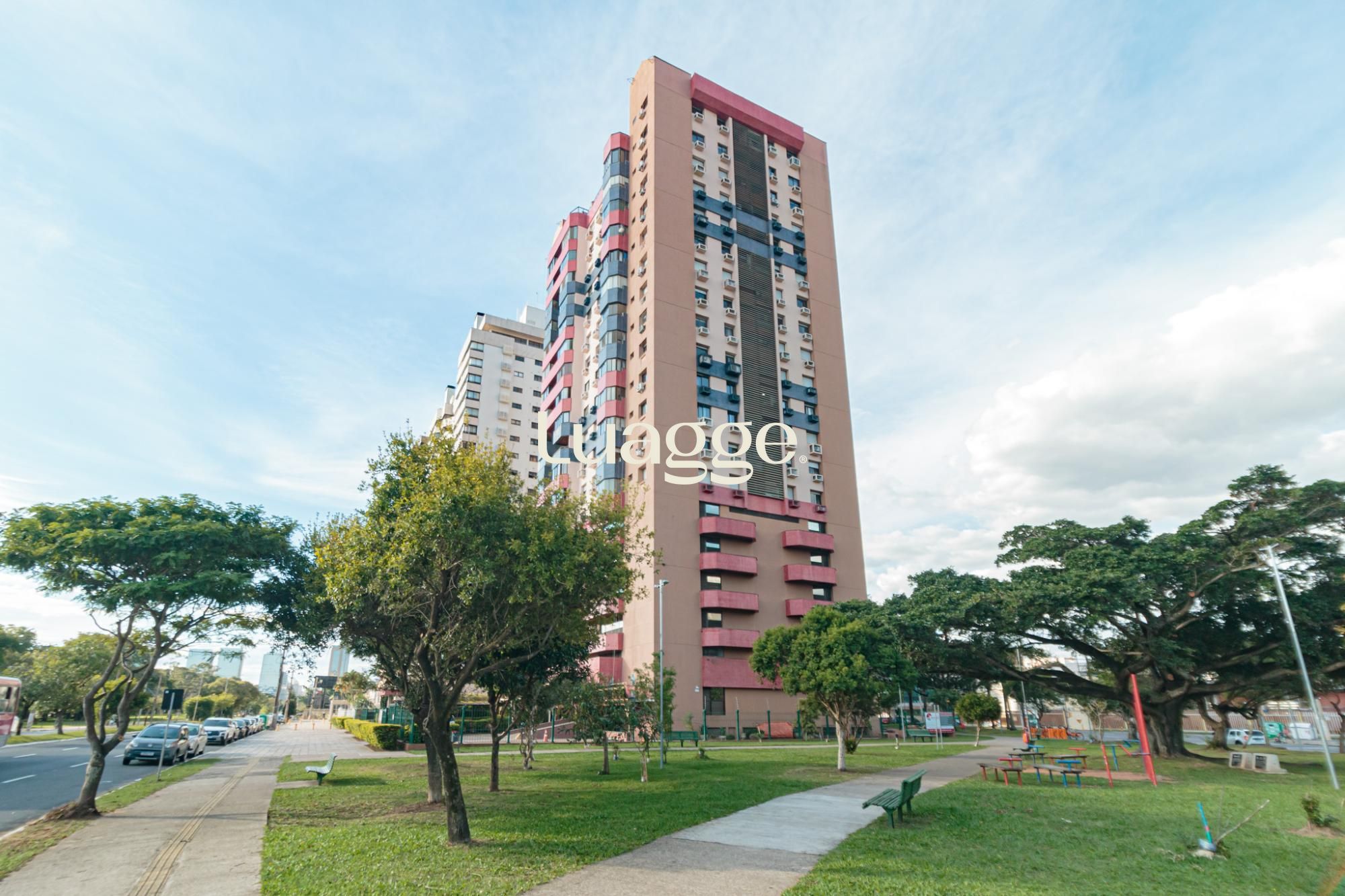 Apartamento à venda com 3 quartos, 91m² - Foto 52