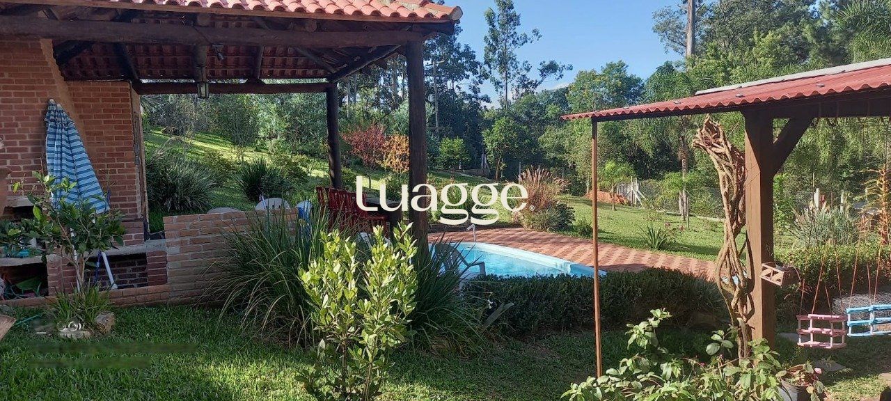 Sítio à venda com 2 quartos, 146m² - Foto 2