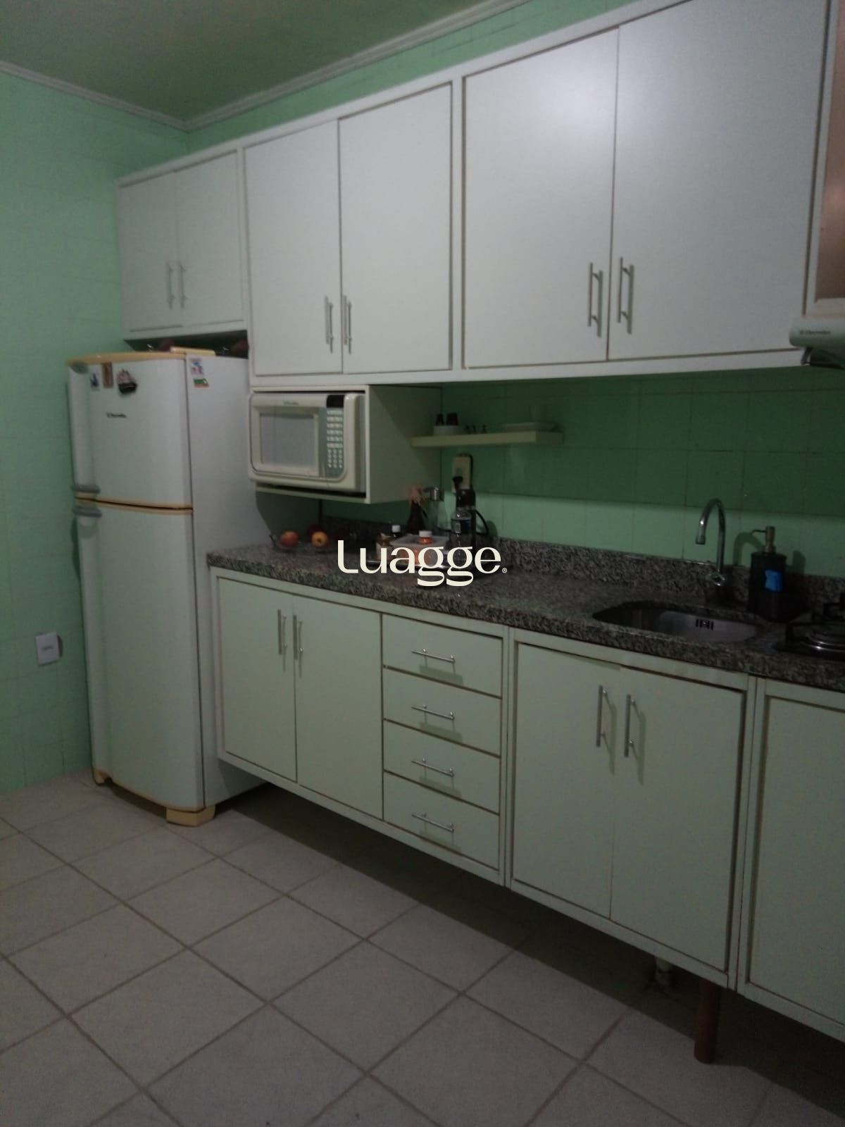 Casa à venda com 5 quartos, 142m² - Foto 6
