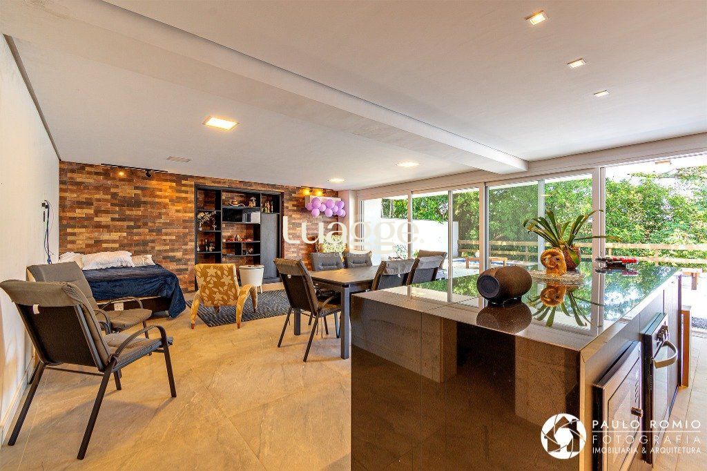 Casa de Condomínio à venda com 3 quartos, 384m² - Foto 17
