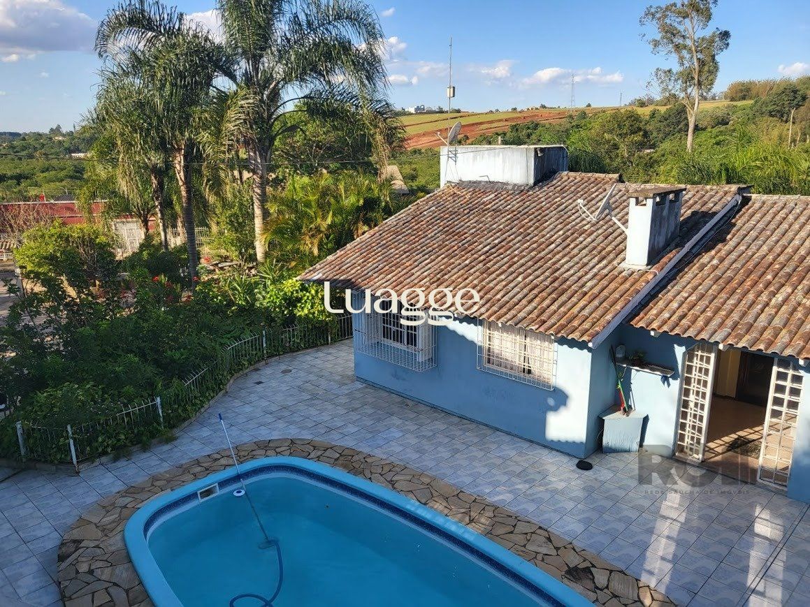 Casa à venda com 4 quartos, 335m² - Foto 6
